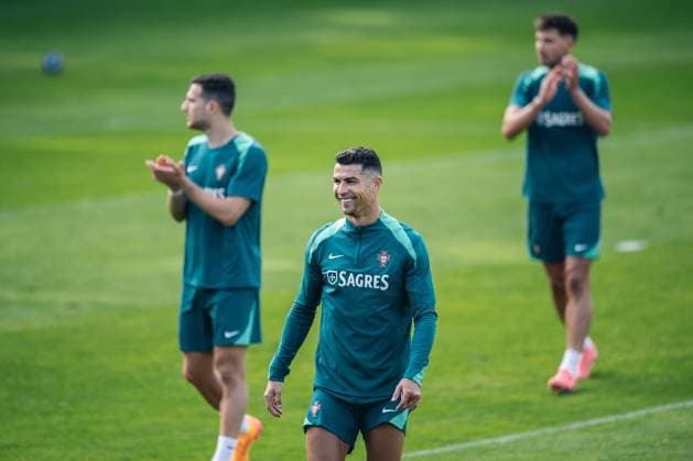 Portugal Public Training Session And press conference, PK, Pressekonferenz - UEFA EURO, EM, Europameisterschaft,Fussball 2024 Cristiano Ronaldo of Portugal is training during the public training session ahead of the UEFA EURO 2024 in Gutersloh, Germany, on June 14, 2024. Gutersloh Germany  Copyright: xHeshamxElsherifx originalFilename:elsherif-notitle240614_npf6D.jpg