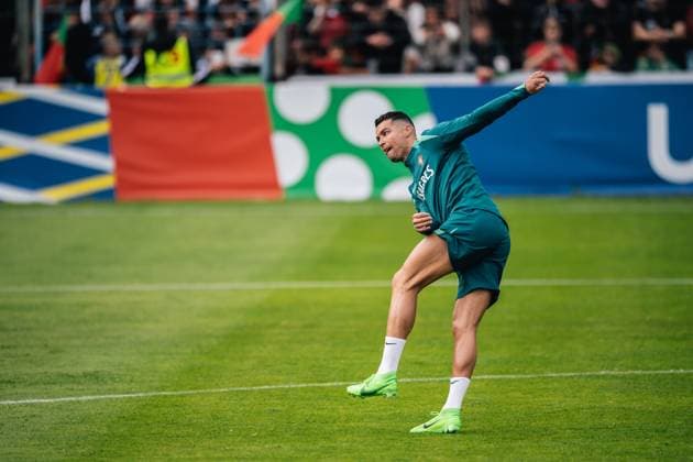 Portugal Public Training Session And press conference, PK, Pressekonferenz - UEFA EURO, EM, Europameisterschaft,Fussball 2024 Cristiano Ronaldo of Portugal is training during the public training session ahead of the UEFA EURO 2024 in Gutersloh, Germany, on June 14, 2024. Gutersloh Germany  Copyright: xHeshamxElsherifx originalFilename:elsherif-notitle240614_nprvT.jpg