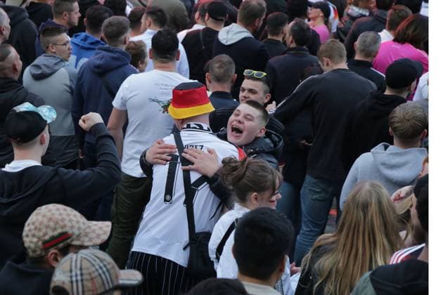 14.06.2024 Dortmund, Fanzone Friedensplatz, Übertragung Eröffnungsspiel UEFA EURO2024 Deutschland gegen Schottland, Endstand 5:1.