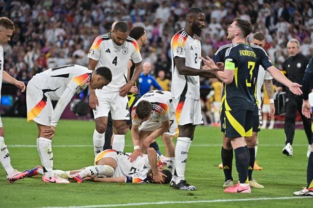 Bild zeigt: Verletzung bei Ilkay Gündogan (21, Deutschland), 14.06.2024, München, Fussball, Europameisterschaft, Deutschland - Schottland, EVENT REGULATIONS PROHIBIT ANY USE OF PHOTOGRAPHS AS IMAGE SEQUENCES AND OR QUASI-VIDEO.