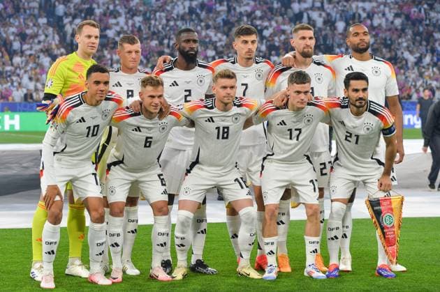 Bild zeigt: Mannschaftsfoto Team Deutschland, 14.06.2024, München, Fussball, Europameisterschaft, Deutschland - Schottland, EVENT REGULATIONS PROHIBIT ANY USE OF PHOTOGRAPHS AS IMAGE SEQUENCES AND OR QUASI-VIDEO.
