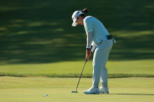 Meijer LPGA, Golf Damen Classic Jin Hee Im of Republic of Korea follows her putt on the 10th green during Day Two of the Meijer LPGA Classic for Simply Give golf tournament at Blythefield Country Club in Belmont, MI, USA Friday, June 14, 2024. Belmont Michigan United States  Copyright: xJorgexLemusx originalFilename:lemus-meijerlp240614_npRLx.jpg
