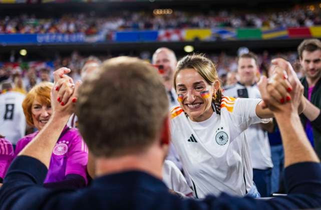 Munich, Germany. 14th Jun 2024. Final jubilation by Trainer Julian Nagelsmann with his girlfriend Lena Wurzenberger (Deutschland) Germany - Scotland Deutschland - Schottland 14.06.2024 *** Munich, Germany 14th Jun 2024 Final jubilation by Trainer Julian Nagelsmann with his girlfriend Lena Wurzenberger Germany Germany Scotland Germany Scotland 14 06 2024