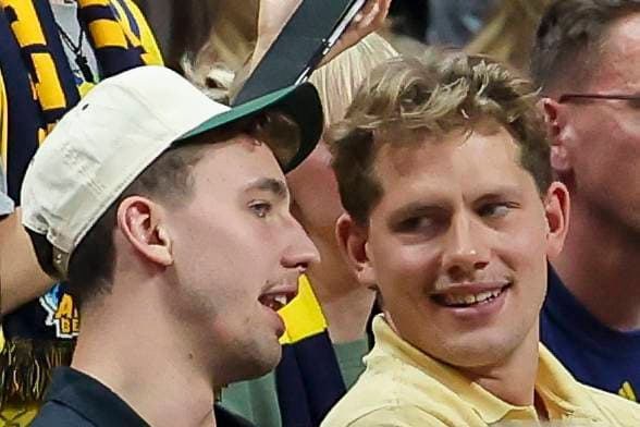 Franz Wagner (Orlando Magic) und Moritz Wagner (Orlando Magic) unterhalten sich, 1. Basketball Bundesliga der Maenner, Alba Berlin vs FC Bayern Muenchen, Uber Arena, 14.06.2024, Berlin, Deutschland.
