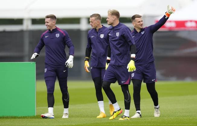 England goalkeepers Dean Henderson of England, Jordan Pickford of England and Aaron Ramsdale of England walk out to train England Training Session and press conference, PK, Pressekonferenz UEFA European Championship, EM, Europameisterschaft 2024, Group C, Football, Spa & Golf Resort Weimarer Land, Blankenhain, Germany, 15 Jun 2024 EDITORIAL USE ONLY No use with unauthorised audio, video, data, fixture lists, club league logos or live services. Online in-match use limited to 120 images, no video emulation. No use in betting, games or single club league player publications. Copyright: xDavexShopland Shutterstockx 14523791a