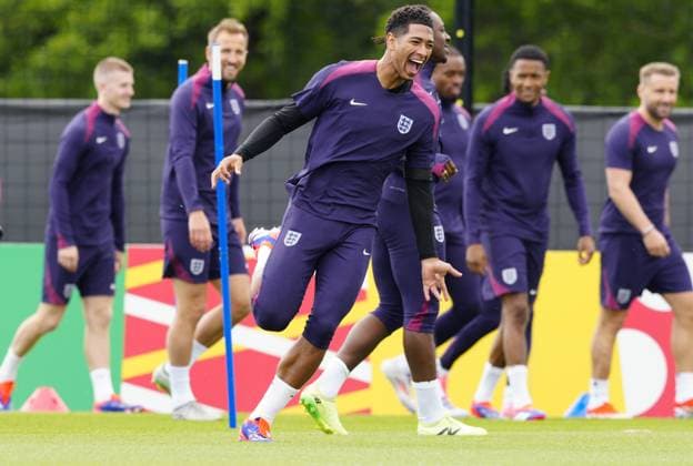 Sport Themen der Woche KW24 Sport Bilder des Tages Jude Bellingham of England England Training Session and press conference, PK, Pressekonferenz UEFA European Championship, EM, Europameisterschaft 2024, Group C, Football, Spa & Golf Resort Weimarer Land, Blankenhain, Germany, 15 Jun 2024 EDITORIAL USE ONLY No use with unauthorised audio, video, data, fixture lists, club league logos or live services. Online in-match use limited to 120 images, no video emulation. No use in betting, games or single club league player publications.  Copyright: xDavexShopland Shutterstockx 14523791v