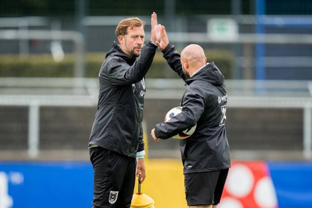 SOCCER - UEFA EURO, EM, Europameisterschaft,Fussball 2024 BERLIN,GERMANY,15.JUN.24 - SOCCER -UEFA EURO 2024, OEFB, Oesterreichischer Fussball-Bund, training. Image shows assistant coach Lars Kornetka and assistant coach Onur Cinel (AUT).  GEPAxpictures xJohannesxFriedl