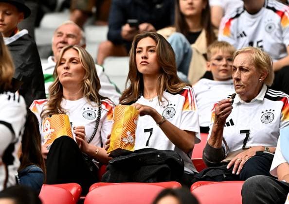 14.06.2024, xscotx, Fussball EM 2024, Deutschland - Schottland, emspor, v.l. Sophia Weber (Freundin von Kai Havertz) München