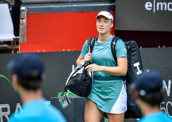 Tennis, ecotrans Ladies Open 2024 in Berlin 15.06.2024, xdanx, Sport Tennis, ecotrans Ladies Open 2024 in Berlin, v.l.Ella Seidel (GER) betritt den Center Court Berlin Steffi-Graf-Stadion Berlin Germany (DE) Copyright: xDanielxLakomskix
