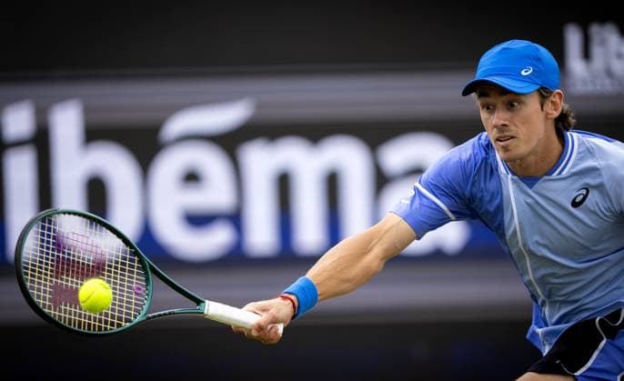 ROSMALEN - Alex de Minaur (AUS) in action in the semi-final against Ugo Humbert (FRA) on the eighth day of the Libema Open tennis tournament in Rosmalen. ANP SANDER KONING xVIxANPxSportx xxANPxIVx 501137259 originalFilename: 501137259.jpg