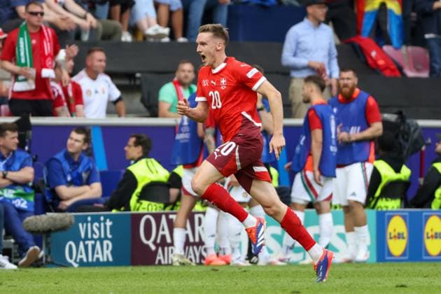 Tor und Torjubel nach dem 2:0 durch Michel Aebischer (Schweiz, 20) Freude, Lauf, Jubel , Fussball, UEFA , Europa Meisterschaft, (Gruppe A) 2024, Ungarn vs. Schweiz Koeln Cologne Stadium Nordrhein-Westfalen Deutschland Copyright: xGrantxHubbsx