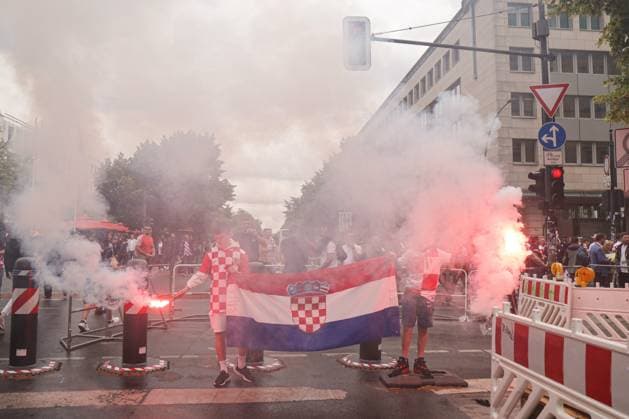Berlin: Fan frenzy has begun next to the Fan Zone near the Brandenburg Gate Ahead of the match between Croatia and Spain, a fan frenzy began near the Fan Zone near the Brandenburg Gate, in Berlin, Germany, on June 15, 2024. LukaxStanzl PIXSELL