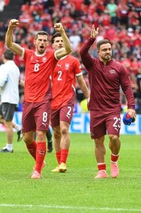 COLOGNE, GERMANY - JUNE 15: Remo Freuler of Switzerland (L) and Xherdan Shaqiri of Switzerland thanks the fans after the UEFA EURO, EM, Europameisterschaft,Fussball 2024 group stage match between Hungary and Switzerland at Cologne Stadium on June 15, 2024 in Cologne, Germany. Cologne Cologne Stadium North Rhine-Westphalia Germany Copyright: xJustPictures.ch ManuelxWinterbergerx jp-en-EuSpIm-MWI_7942