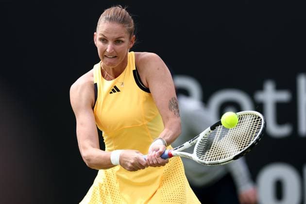 15th June 2024; Lexus Nottingham Tennis Centre, Nottingham, England; Rothesay Nottingham Open, Day 6; Karolina Pilskova in action during her ladies singles quarter-final match against Ons Jabeur  ActionPlus12654894 ShaunxBrooks