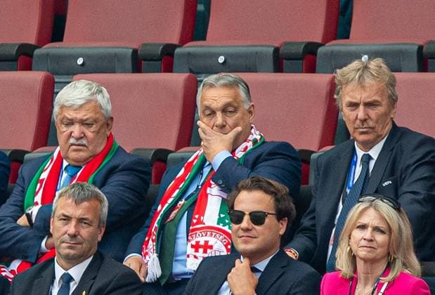 Fussball, Herren, Saison 2023 24, Euro 2024 Gruppe A (1. Spieltag) in Köln, Ungarn - Schweiz, Viktor Orban (Ministerpräsident von Ungarn) auf der Tribüne, 15.06. 2024, Copyright: xSebastianxRäppold MatthiasxKochx