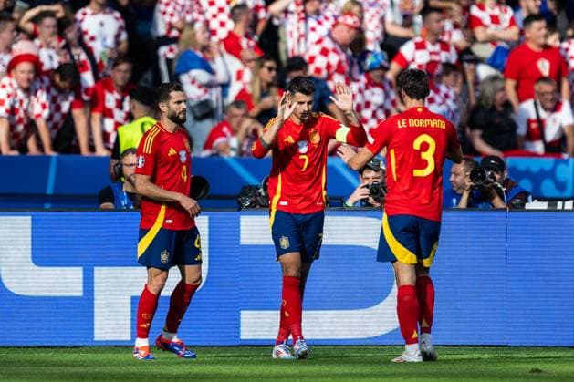 240615 Nacho, Alvaro Morata and Robin Aime Le Normand Mainfray celebrate after 1-0 during the UEFA EURO, EM, Europameisterschaft,Fussball 2024 Football Championship match between Spain and Croatia on June 15, 2024 in Berlin. Photo: Mathias Bergeld BILDBYRAN kod MB MB0935 fotboll football soccer fotball fotbolls-em europamästerskap em uefa euro uefa european football championship euro 2024 spanien spain kroatien croatia bbeng jubel Copyright: MATHIASxBERGELD BB240615MB051