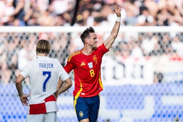 240615 Fabian Ruiz Pena of Spain celebrates after 2-0 during the UEFA EURO, EM, Europameisterschaft,Fussball 2024 Football Championship match between Spain and Croatia on June 15, 2024 in Berlin. Photo: Mathias Bergeld BILDBYRAN kod MB MB0935 fotboll football soccer fotball fotbolls-em europamästerskap em uefa euro uefa european football championship euro 2024 spanien spain kroatien croatia bbeng jubel Copyright: MATHIASxBERGELD BB240615MB054