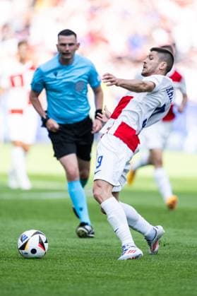 240615 Andrej Kramaric of Croatia during the UEFA EURO, EM, Europameisterschaft,Fussball 2024 Football Championship match between Spain and Croatia on June 15, 2024 in Berlin. Photo: Mathias Bergeld BILDBYRAN kod MB MB0935 fotboll football soccer fotball fotbolls-em europamästerskap em uefa euro uefa european football championship euro 2024 spanien spain kroatien croatia bbeng Copyright: MATHIASxBERGELD BB240615MB072
