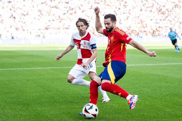 240615 Luka Modric of Croatia and Nacho of Spain during the UEFA EURO, EM, Europameisterschaft,Fussball 2024 Football Championship match between Spain and Croatia on June 15, 2024 in Berlin. Photo: Mathias Bergeld BILDBYRAN kod MB MB0935 fotboll football soccer fotball fotbolls-em europamästerskap em uefa euro uefa european football championship euro 2024 spanien spain kroatien croatia bbeng Copyright: MATHIASxBERGELD BB240615MB073
