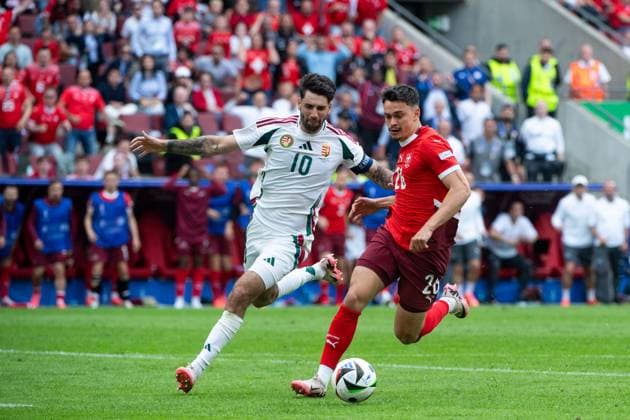 Fabian Rieder (Schweiz, 26) im Zweikampf mit Dominik Szoboszlai (Ungarn, 10), GER, Hungary (HUN) vs Switzerland (SUI), Fussball Europameisterschaft, UEFA EURO, EM, Europameisterschaft,Fussball 2024, Gruppe A, 1. Spieltag, 15.06.2024 GER, Hungary (HUN) vs Switzerland (SUI), Fussball Europameisterschaft, UEFA EURO 2024, Gruppe A, 1. Spieltag, 15.06.2024 Koeln Copyright: xEibner-Pressefoto Memmlerx EP_MMR