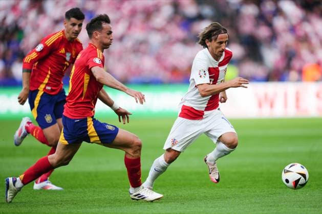 GER: Germany v Scotland. UEFA EURO, EM, Europameisterschaft,Fussball 2024 Luka Modric of Croatia and Fabian Ruiz of Spain during the UEFA Euro 2024 match between Germany and Scotland, Group A, date 1, played at Allianz Arena Stadium on June 14, 2024 in Munich, Germany. kpng Copyright: xBaguxBlancox xPRESSINPHOTOx PS_240615_SPA_CRO_1003