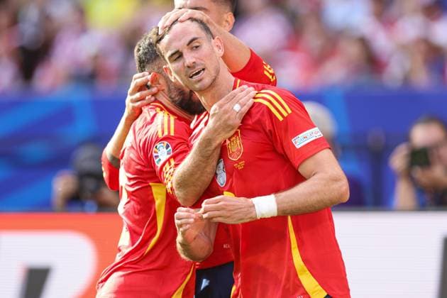 2024-06-15 Spain v Croatia - Group B - UEFA EURO, EM, Europameisterschaft,Fussball 2024 BERLIN, GERMANY - JUNE 15: Dani Carvajal of Spain, Fabian Ruiz of Spain celebrate the goal during the Group B - UEFA EURO 2024 match between Spain and Croatia at Olympiastadion on June 15, 2024 in Berlin, Germany. (Photo by Peter Lous BSR Agency) Berlin Germany Content not available for redistribution in The Netherlands directly or indirectly through any third parties. Copyright: xBSRxAgencyx