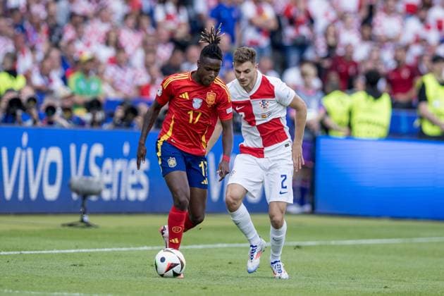Spain v Croatia: Group B - UEFA EURO, EM, Europameisterschaft,Fussball 2024 Nico Williams and Josip Stanisic are playing during the Spain vs. Croatia match at UEFA Euro 2024 in Berlin, Germany, on June 15, 2024. Berlin Germany  Copyright: xFotoxOlimpikx originalFilename:jastrzebowski-spainvsc240615_npuBE.jpg