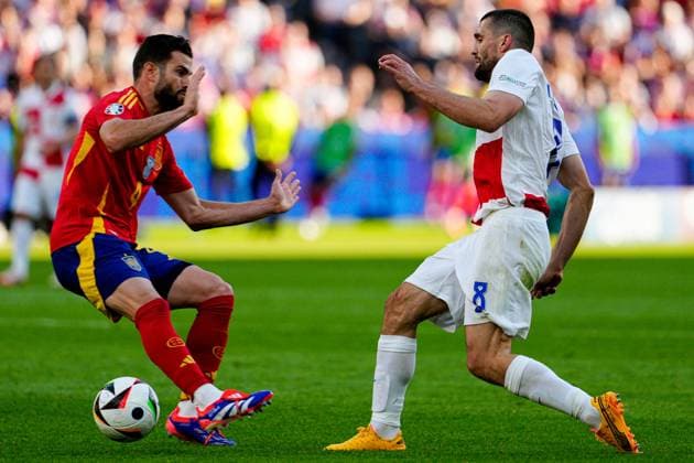 Mateo Kovacic of Croatia Spain v Croatia, UEFA European Championship, EM, Europameisterschaft 2024, Group B, Football, Olympiastadion, Berlin, Germany, 15 Jun 2024 EDITORIAL USE ONLY No use with unauthorised audio, video, data, fixture lists, club league logos or live services. Online in-match use limited to 120 images, no video emulation. No use in betting, games or single club league player publications. Copyright: xDavexShopland Shutterstockx 14539285cd