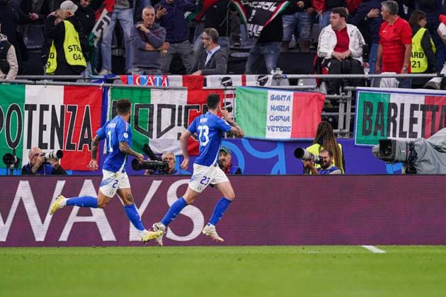 2024-06-15 Italy v Albania - Group B - UEFA EURO, EM, Europameisterschaft,Fussball 2024 DORTMUND, GERMANY - JUNE 15: Alessandro Bastoni of Italy celebrates the first goal during the Group B - UEFA EURO 2024 match between Italy and Albania at Signal Iduna Park on June 15, 2024 in Dortmund, Germany. (Photo by Joris Verwijst BSR Agency) Dortmund Germany Content not available for redistribution in The Netherlands directly or indirectly through any third parties. Copyright: xBSRxAgencyx