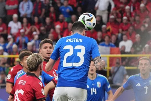 Kopfball Alessandro Bastoni (Italien, Italy, Italia, 23) zum 1:1 Ausgleich - Dortmund 15.06.2024: Italien vs. Albanien, EURO2024 M4, Gruppe B, EM-Arena Dortmund