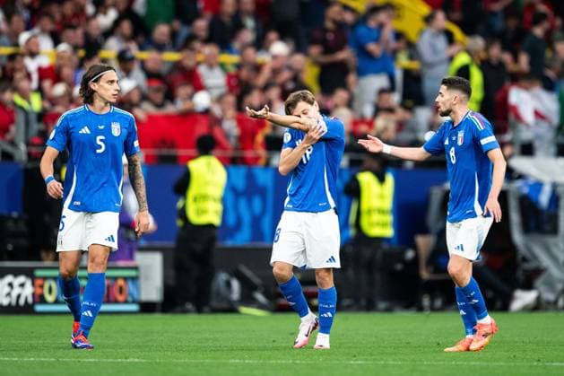 240615 Nicolo Barella of Italy celebrates after 2-1 during the UEFA EURO, EM, Europameisterschaft,Fussball 2024 Football Championship match between Italy and Albania on June 15, 2024 in Dortmund. Photo: Jesper Zerman BILDBYRAN kod JZ JZ0538 fotboll football soccer fotball fotbolls-em europamästerskap em uefa euro uefa european football championship euro 2024 italy albanien albania bbeng jubel Copyright: JESPERxZERMAN BB240615JZ059