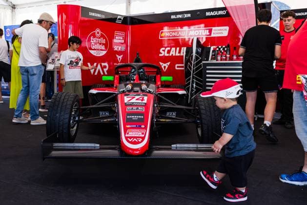 June 15, 2024, Barcelona, Barcelona, Spain: Inauguration of the F1 Barcelona Fan Village for the celebration of the Spanish Formula 1 Grand Prix.at Pl. Catalunya on June 15, 2024 in Barcelona, Spain. Barcelona Spain - ZUMAa181 20240615_zaa_a181_075 Copyright: xJavierxBorregox