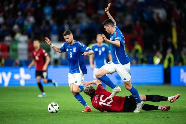 240615 Taulant Seferi of Albania against Jorginho and Alessandro Bastoni of Italy during the UEFA EURO, EM, Europameisterschaft,Fussball 2024 Football Championship match between Italy and Albania on June 15, 2024 in Dortmund. Photo: Jesper Zerman BILDBYRAN kod JZ JZ0538 fotboll football soccer fotball fotbolls-em europamästerskap em uefa euro uefa european football championship euro 2024 italy albanien albania bbeng Copyright: JESPERxZERMAN BB240615JZ070