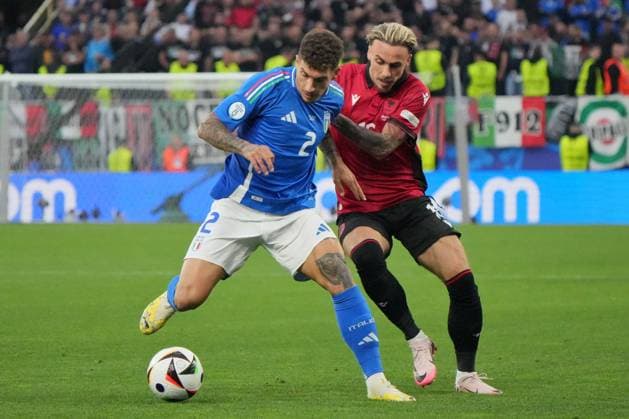 Giovanni Di Lorenzo of Italy in action against Taulant Seferi of Albania during UEFA EURO, EM, Europameisterschaft,Fussball 2024 - Italy vs Albania, UEFA European Football Championship in Dortmund, Germany, June 15 2024  Copyright: xEmmanuelexMastrodonato IPAxSportx xx IPA_47152794 IPA_Agency_IPA47152794