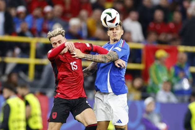 DORTMUND, Signal Iduna Park Stadium, 15-06-2024 , European Football Championship Euro2024, Group stage match no.4 between Italy and Albania, Albania player Taulan Sulejmanov and Italy player Lorenzo Pellegrini Italy - Albania (Euro2024)  x25498602x Copyright: