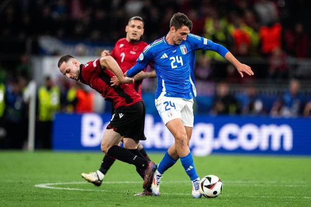 240615 Mario Mitaj of Albania and Andrea Cambiaso of Italy during the UEFA EURO, EM, Europameisterschaft,Fussball 2024 Football Championship match between Italy and Albania on June 15, 2024 in Dortmund. Photo: Jesper Zerman BILDBYRAN kod JZ JZ0538 fotboll football soccer fotball fotbolls-em europamästerskap em uefa euro uefa european football championship euro 2024 italy albanien albania bbeng Copyright: JESPERxZERMAN BB240615JZ100