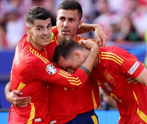 2024-06-15 Spain v Croatia - Group B - UEFA EURO, EM, Europameisterschaft,Fussball 2024 BERLIN, GERMANY - JUNE 15: Fabian Ruiz of Spain celebrates his goal with Alvaro Morata of Spain and Rodri of Spain during the Group B - UEFA EURO 2024 match between Spain and Croatia at Olympiastadion on June 15, 2024 in Berlin, Germany. (Photo by Peter Lous BSR Agency) Berlin Germany Content not available for redistribution in The Netherlands directly or indirectly through any third parties. Copyright: xBSRxAgencyx