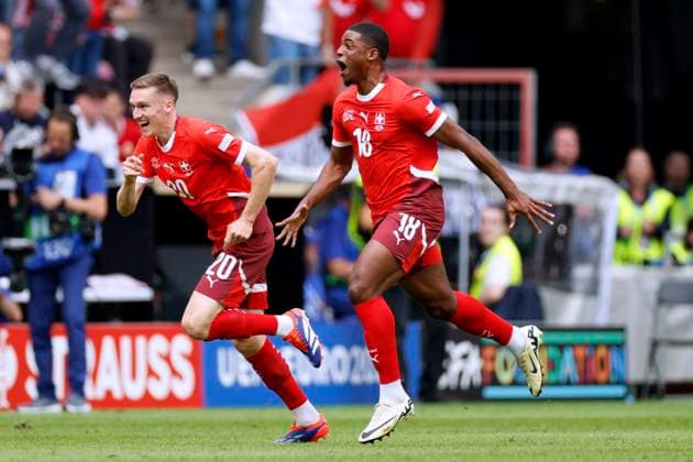 DUAH Kwadwo Team Schweiz mit AEBISCHER Michael jubelt nach seinem Tor zum 0 : 1 UEFA Fussball EURO 2024 in Deutschland Spiel Gruppe A Ungarn - Schweiz 1 : 3 am 15.06.2024 in Koeln DFL REGULATIONS PROHIBIT ANY USE OF PHOTOGRAPHS as IMAGE SEQUENCES and or QUASI-VIDEO Copyright: xLacixPerenyix