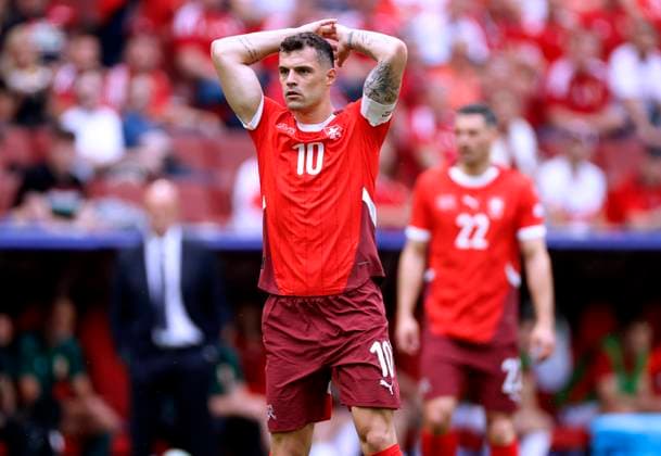 XHAKA Granit Kapitaen Team Schweiz UEFA Fussball EURO 2024 in Deutschland Spiel Gruppe A Ungarn - Schweiz 1 : 3 am 15.06.2024 in Koeln DFL REGULATIONS PROHIBIT ANY USE OF PHOTOGRAPHS as IMAGE SEQUENCES and or QUASI-VIDEO Copyright: xLacixPerenyix