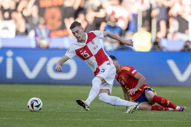 Spain vs Croatia - UEFA EURO, EM, Europameisterschaft,Fussball 2024 Luka Sucic and Mikel Merino are playing during the Spain vs. Croatia match at UEFA Euro 2024 in Berlin, Germany, on June 15, 2024. Berlin Germany  Copyright: xFotoxOlimpikx originalFilename:jastrzebowski-spainvsc240615_npqti.jpg