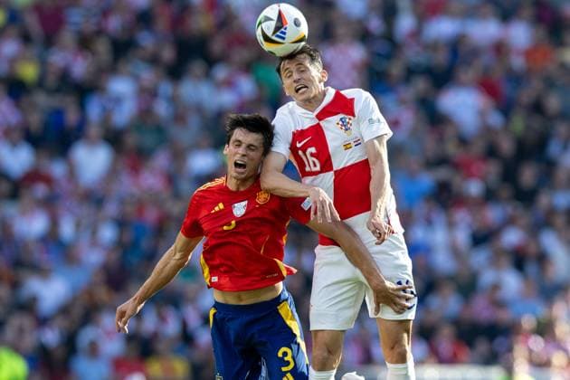 Spain v Croatia - UEFA EURO, EM, Europameisterschaft,Fussball 2024 Robin Le Normand and Ante Budimir are playing during the UEFA Euro 2024 Group B match between Spain v Croatia, at the Olympiastadion Berlin in Berlin, Germany, on June 15, 2024. Berlin Germany  Copyright: xAndrzejxIwanczukx originalFilename:iwanczuk-spainvcr240615_npdGu.jpg
