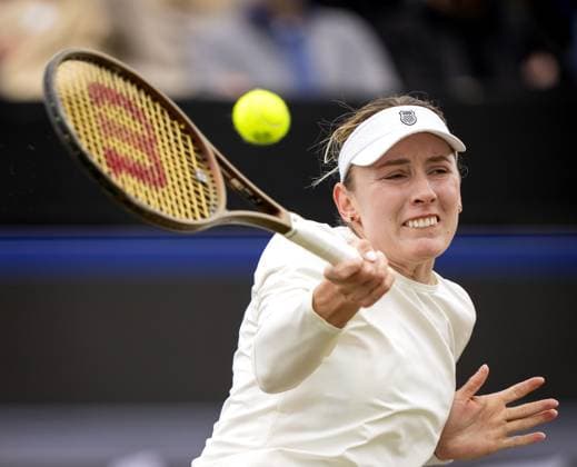 Tennis, WTA-Turnier in s Hertogenbosch ROSMALEN - Ekaterina Alexandrova (RUS) in action against Liudmila Samsonova (RUS) during the semi-final of the Libema Open tennis tournament in Rosmalen. ANP SANDER KONING xVIxANPxSportx xxANPxIVx 501217003 originalFilename: 501217003.jpg
