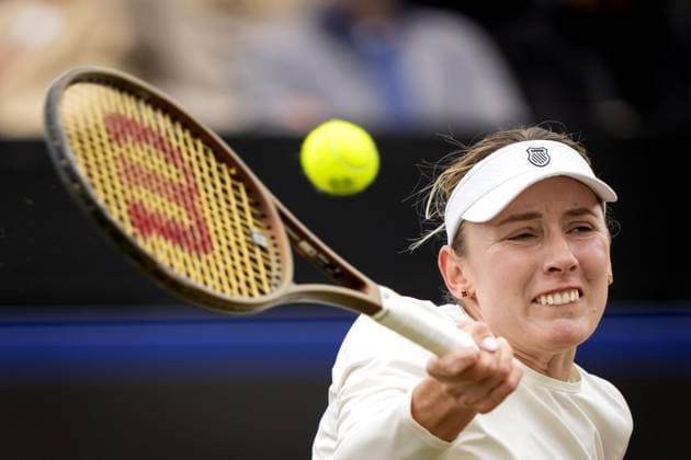 Tennis, WTA-Turnier in s Hertogenbosch ROSMALEN - Ekaterina Alexandrova (RUS) in action against Liudmila Samsonova (RUS) during the semi-final of the Libema Open tennis tournament in Rosmalen. ANP SANDER KONING xVIxANPxSportx xxANPxIVx 501217009 originalFilename: 501217009.jpg