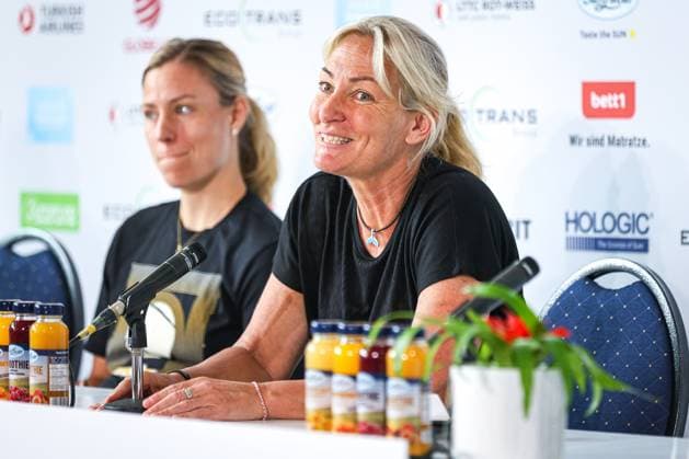 Angelique Kerber (GER) und Barbara Rittner (Turnierdirektorin ecotrans Ladies Open) - Eröffnungs-Pressekonferenz, ecotrans Ladies Open 2024, Berlin, LTTC Rot-Weiß , 16.06.2024, Copyright: xClaudioxGärtnerx