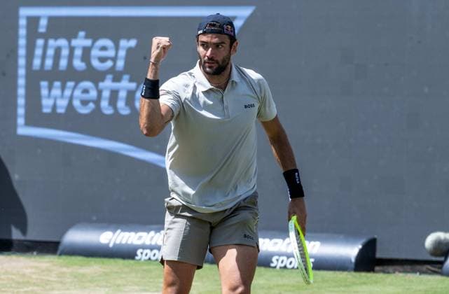 Matteo Berrettini (ITA). xettx, Deutschland, Stuttgart, 16.06.2024, Tennis, Boss Open, 2024, Finale, J.Draper (GBR) - M.Berrettini (ITA), TC Weissenhof, Center Court Foto: A2 Bildagentur Peter Hartenfelser