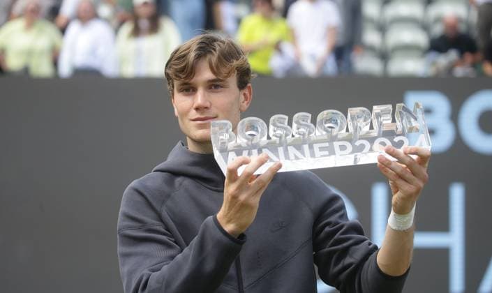 Stuttgart , Finale Weissenhof Tennis BOSS Open , Jack Draper ( GBR )