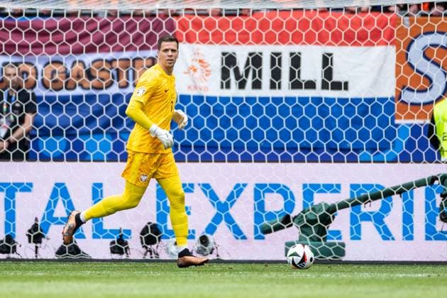 UEFA EURO, EM, Europameisterschaft,Fussball 2024: Polen - Niederlande; 16.06.2024 Wojciech Szczesny (Polen, 1) UEFA EURO 2024: Polen - Niederlande; Volksparkstadion, Hamburg; 16.06.2024 Copyright: xBEAUTIFULxSPORTS Buriakovx