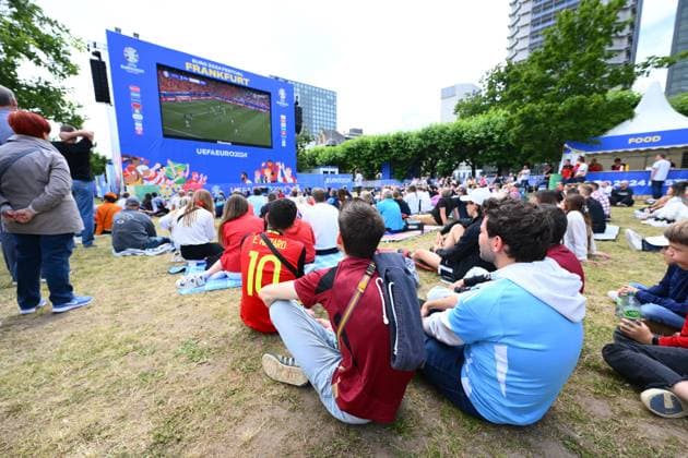EURO 2024, Fanzone in Frankfurt Belgium v Slovakia Group E - UEFA EURO, EM, Europameisterschaft,Fussball 2024 16 06 2024 FRANKFURT AM MAIN, GERMANY - JUNE 16 : Supporters and fans enjoy the Fanzone ahead of the UEFA EURO 2024 European Football Championship tournament group E stage match between Belgium and Slovakia at Frankfurt Arena on June 16, 2024 in Frankfurt am Main, Germany, 16 06 2024 Frankfurt am Main Germany  Copyright: xVincentxKalutx