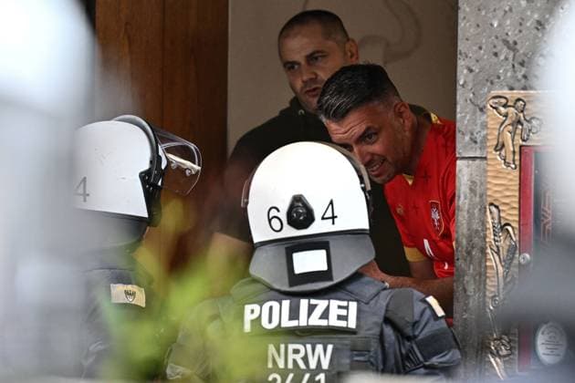 GELSENKIRCHEN, GERMANY - JUNE 16: Police secure the area outside a restaurant where a Serbia fan was attacked by a masked fan in Gelsenkirchen city centre of before the UEFA EURO, EM, Europameisterschaft,Fussball 2024 group stage match between Serbia and England at Arena AufSchalke on June 16, 2024 in Gelsenkirchen, Germany.Photo by Sebastian Frej Serbia v England: Group C - UEFA EURO 2024 Copyright: xSebastianxFrejx