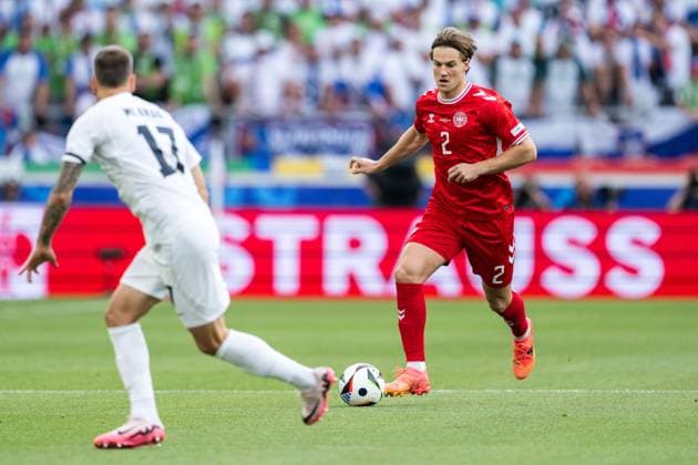 240616 Joachim Christian Andersen of Denmark during the UEFA EURO, EM, Europameisterschaft,Fussball 2024 Football Championship match between Slovenia and Denmark on June 16, 2024 in Stuttgart. Photo: Mathias Bergeld BILDBYRAN kod MB MB0936 fotboll football soccer fotball fotbolls-em europamästerskap em uefa euro uefa european football championship euro 2024 slovenien slovenia danmark denmark bbeng Copyright: MATHIASxBERGELD BB240616MB027